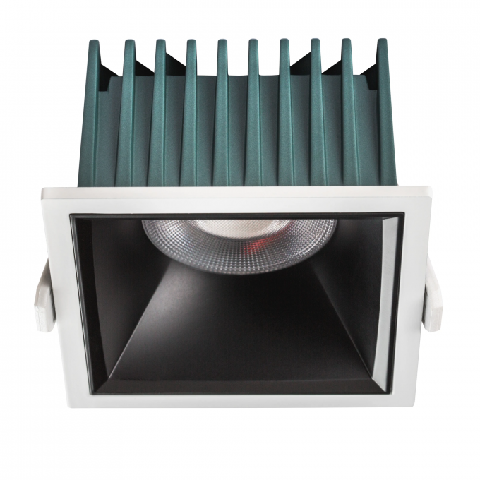 Светильник LIGHTSTAR CICLONE QUAD 12W LED 1868LM 60G 3000K IP65 белый/черный 385437